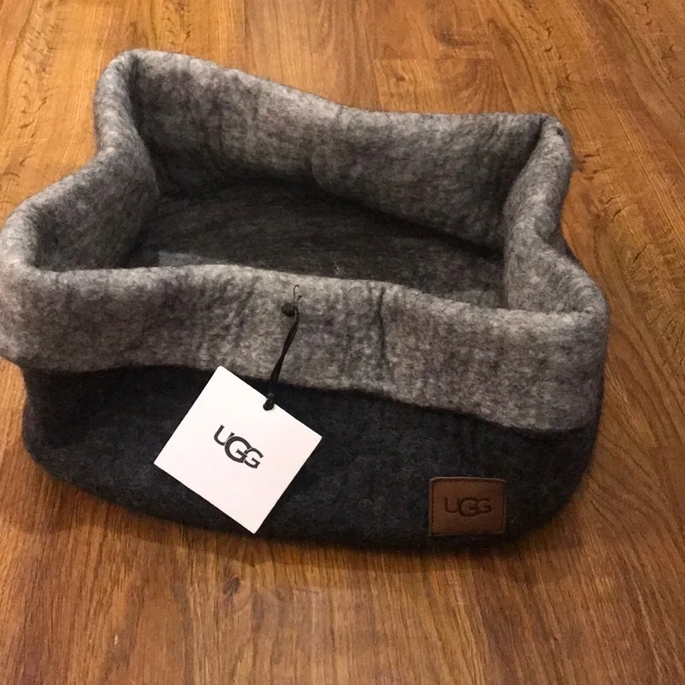 UGG Jade Cove wool felted basket- size large